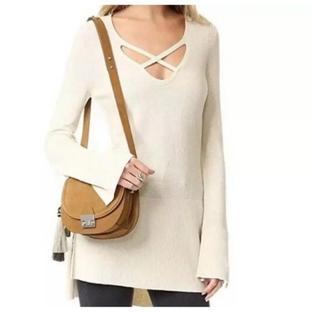 NWT Free People Size LARGE Criss Cross Tunic Sweater V Neck Side Slits Ivory‎